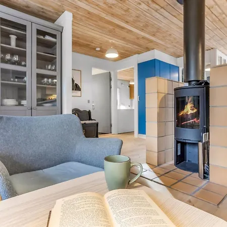 Catha - 200m From The Sea By Interhome Bøtø By